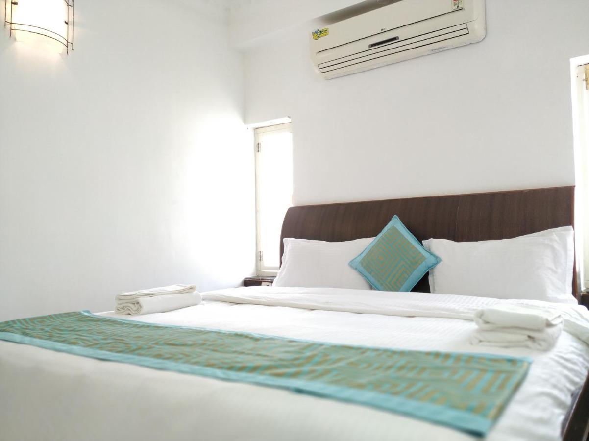 Aum Hotel Puttaparthi Exterior photo