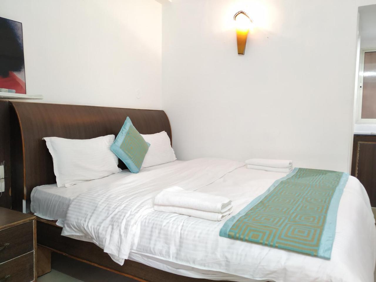 Aum Hotel Puttaparthi Exterior photo